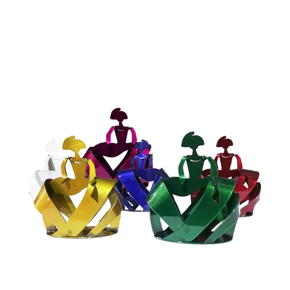 Mini figura de "Las Meninas de Velázquez" de metal