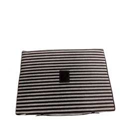 Coussin taurine marron et blanc