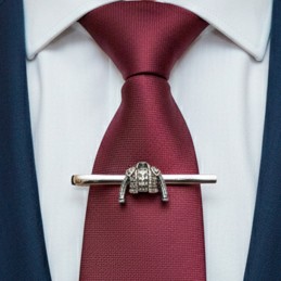 Silver bullfighting tie clip "Chaquetilla